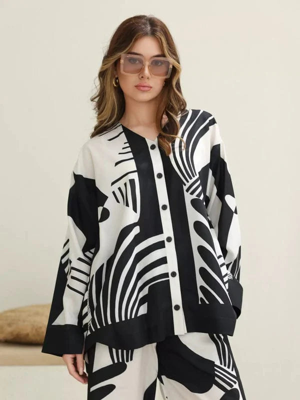 balck & white DIGITAL PRINT 2PC STITCHED FOR GIRLS