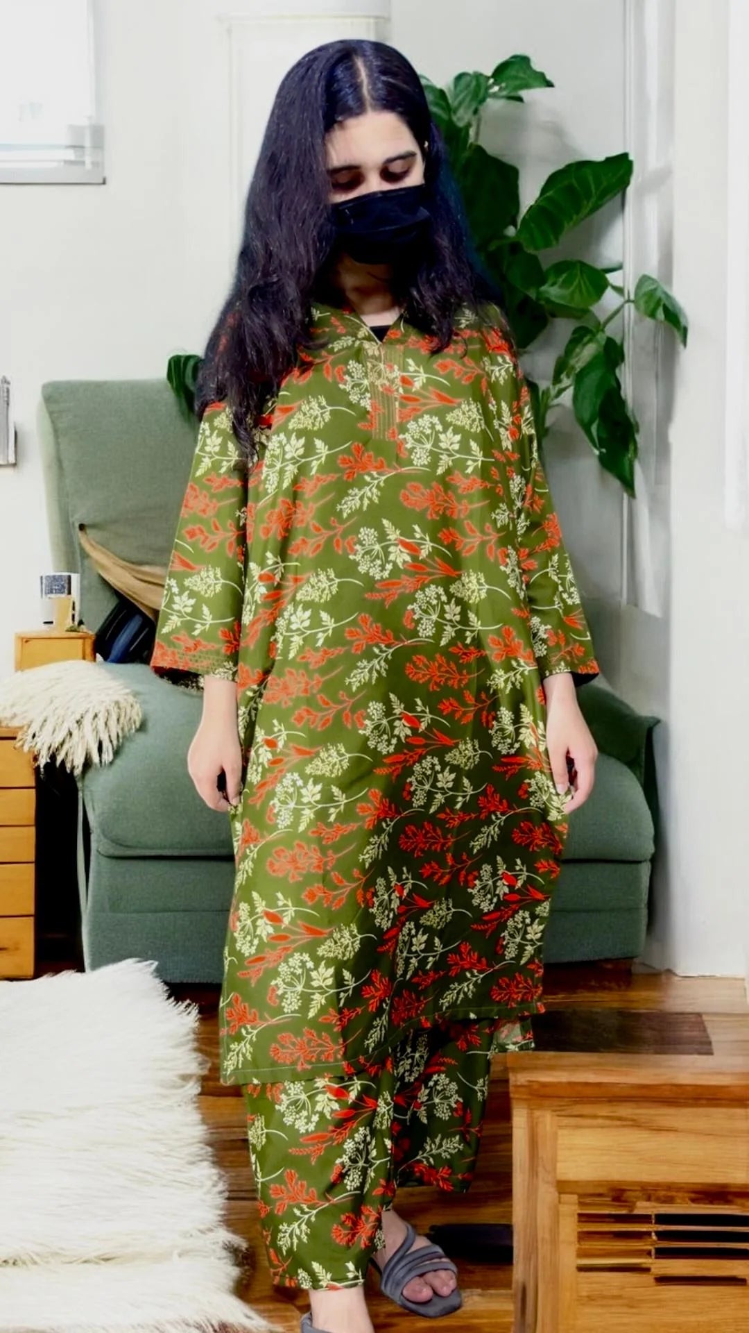 Hina digital print suit long length pocket style
