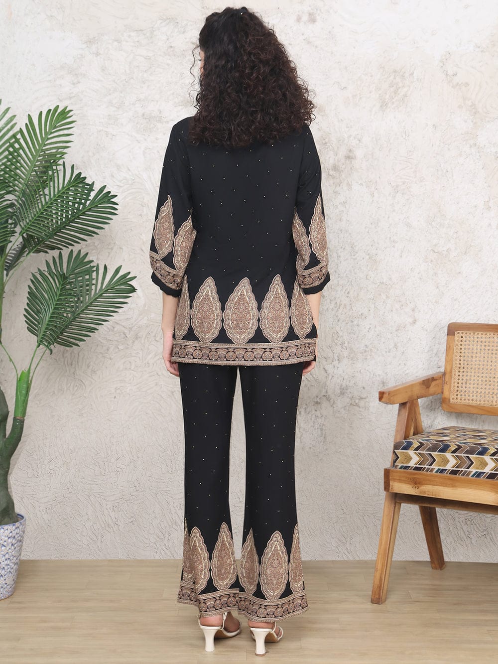 Blackish Grip Silk PRINT 2PC STITCHED